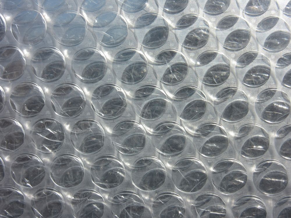 Bubble wrap plastic texture close up. Free public domain CC0 photo.