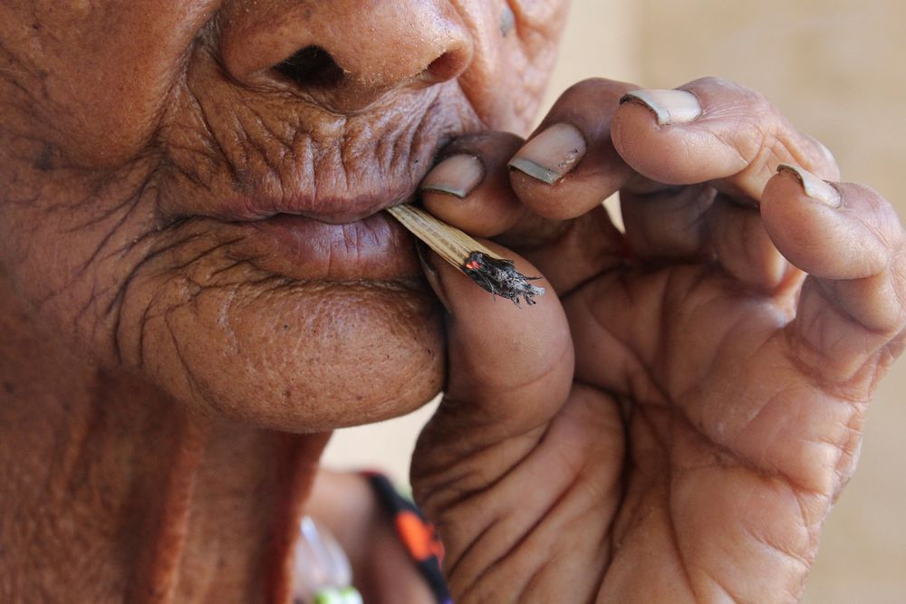 Old woman smoking - 19 September 2014