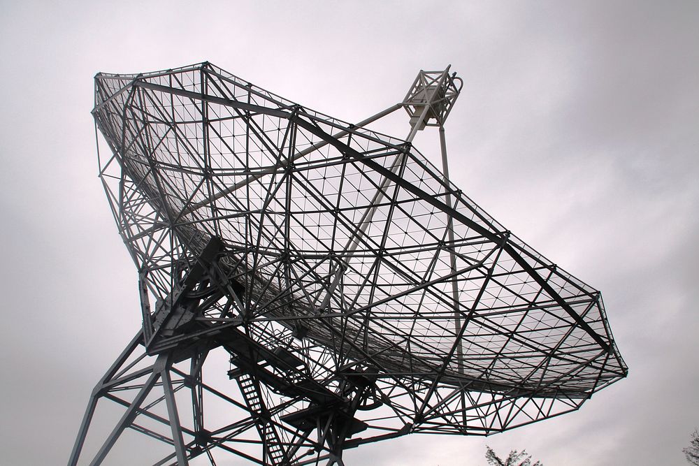 Satellite dish for space technolgy. Free public domain CC0 image.