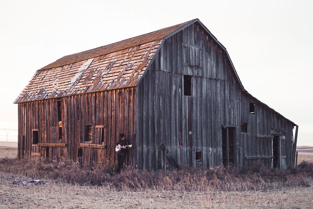 Free deserted wooden house photo, public domain building CC0 image.