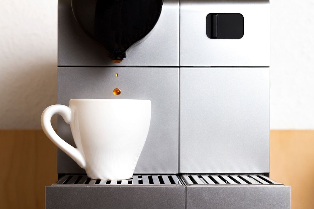 Coffee cup & espresso machine. Free public domain CC0 image