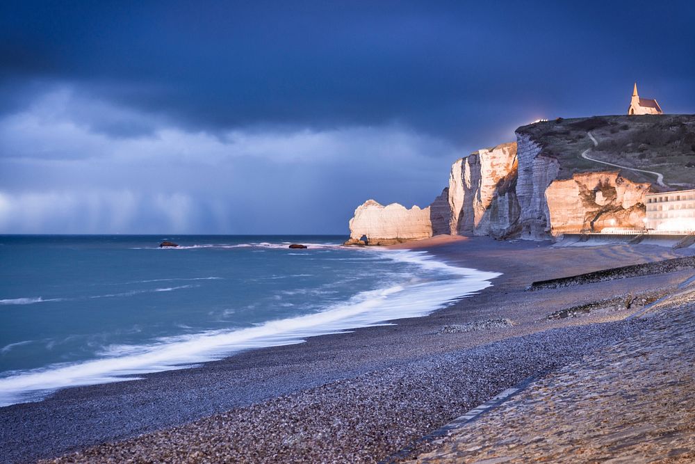 Etretat Normandy beach scenery. Free public domain CC0 image.