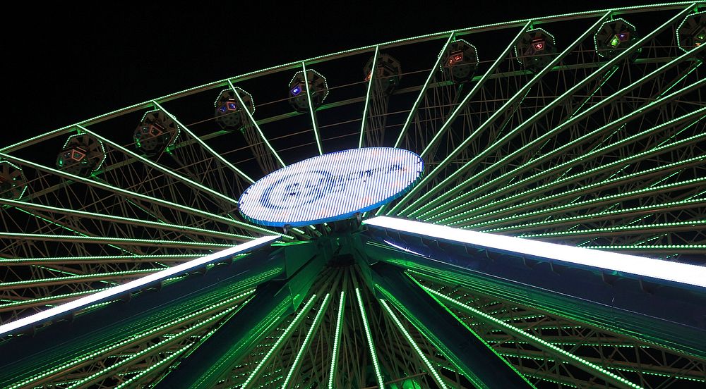 Ferris wheel. Free public domain CC0 image.