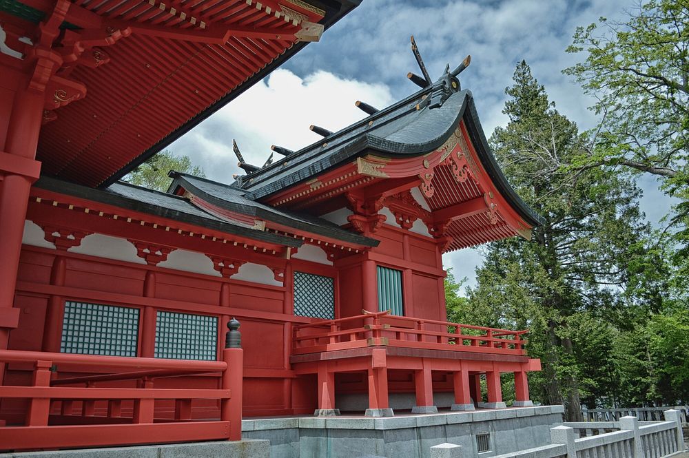 Beautiful red pagoda temple. Free public domain CC0 photo.