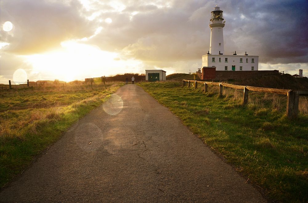 Flamborough Lighthouse, background photo. Free public domain CC0 image.