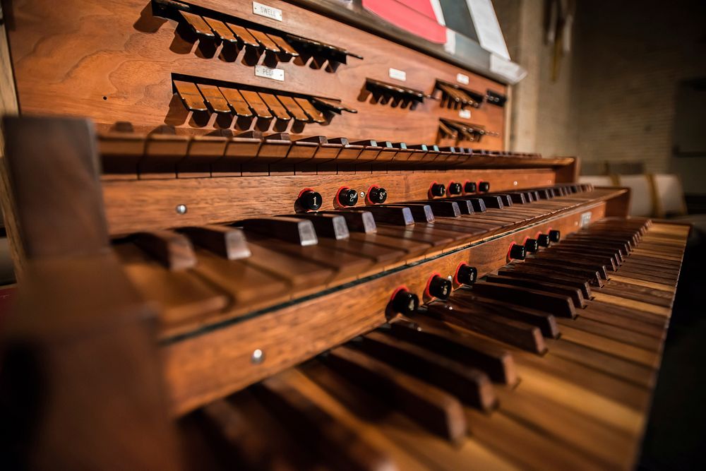 Wooden piano. Free public domain CC0 photo.