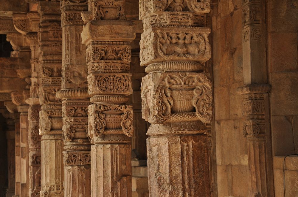 Antique pillar with carvings in India. Free public domain CC0 image.