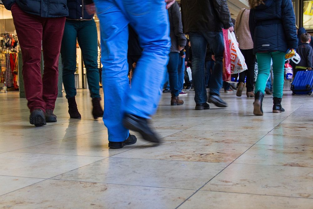 Crowds walking in city. Free public domain CC0 photo.