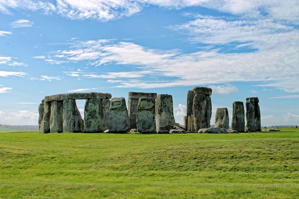 Stonehenge, UK. Free public domain CC0 image.