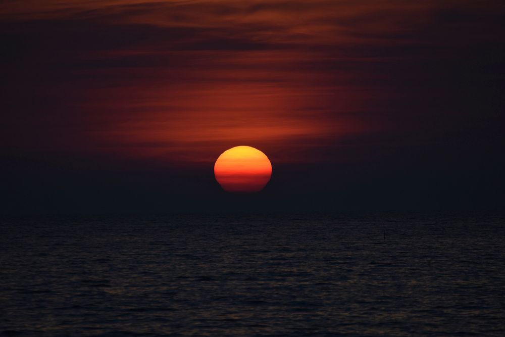 Sunset background. Free public domain CC0 photo.