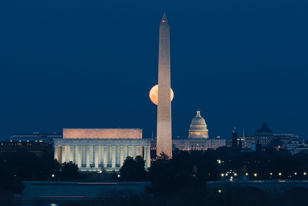 Free moon behind obelisk, Washington DC image, public domain landmark CC0 photo.
