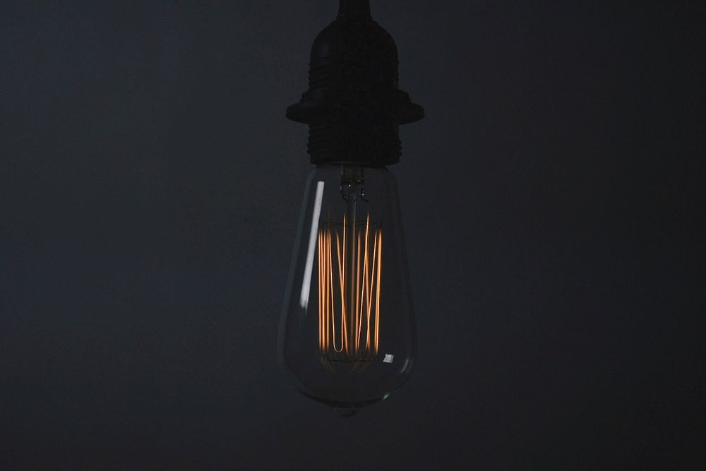 Free light bulb image, public domain electricity CC0 photo.