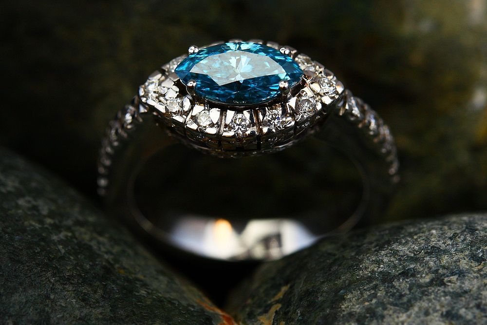 Diamond Ring, free public domain CC0 photo.