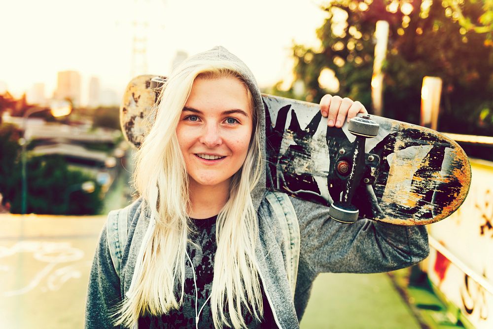 Skater girl in the city