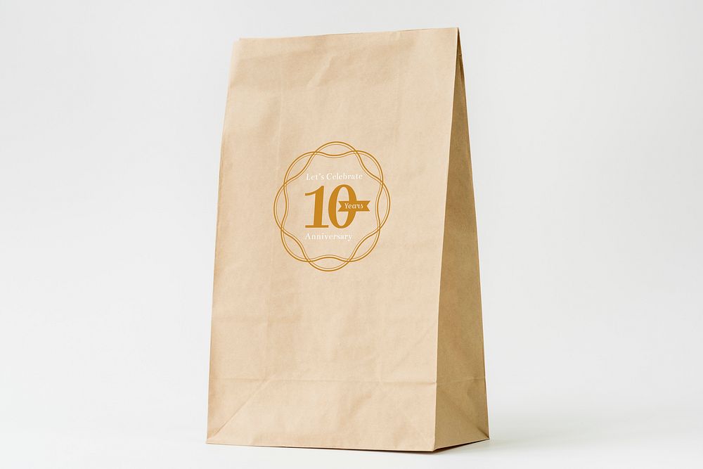 Natural paper bag branding mockup