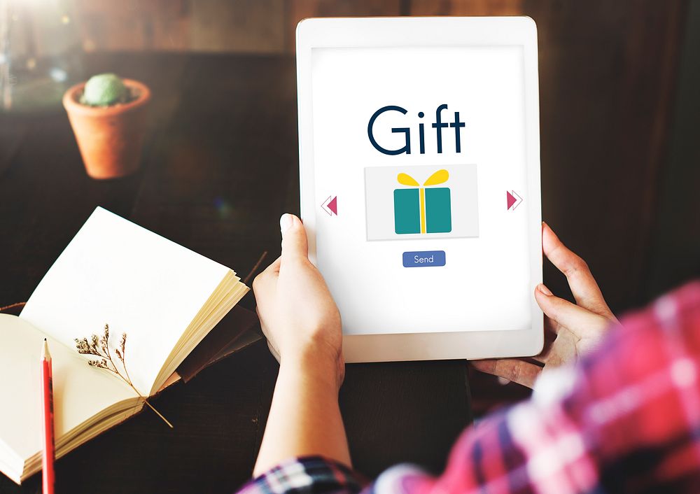 Send Present Gift Box Surprise Concept
