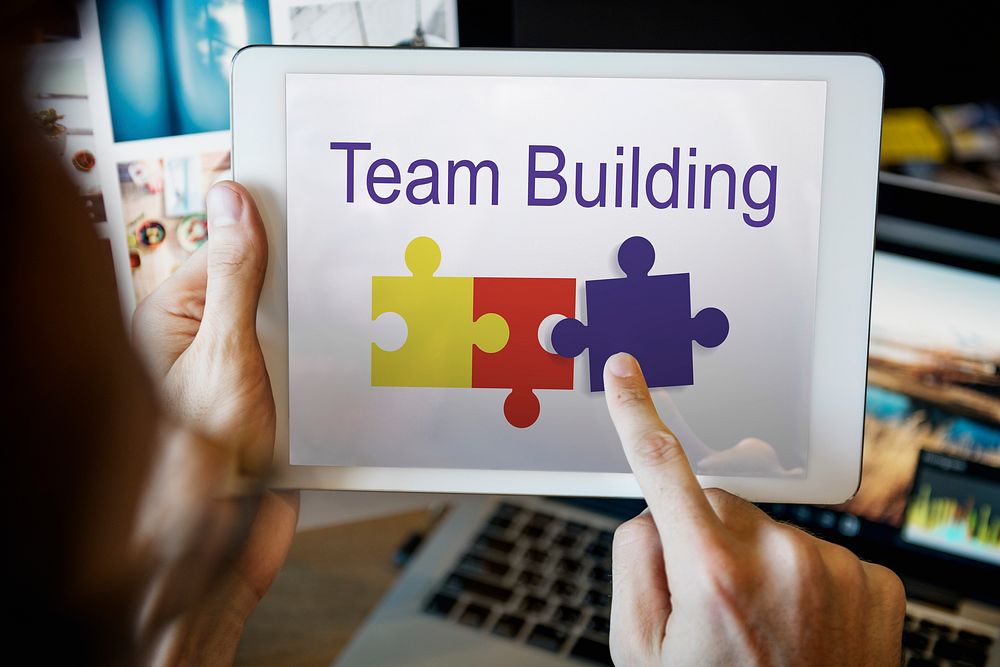 Jigsaw Puzzle Team Building Support Graphic Concept