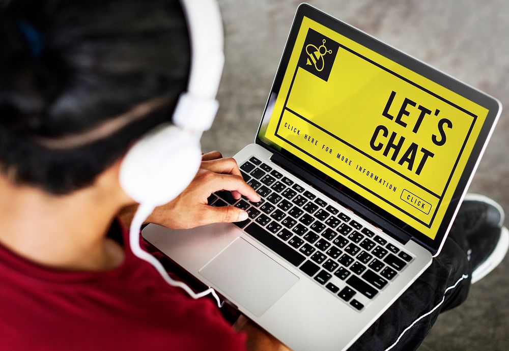 Yellow Bee Website Homepage Chat Phrases