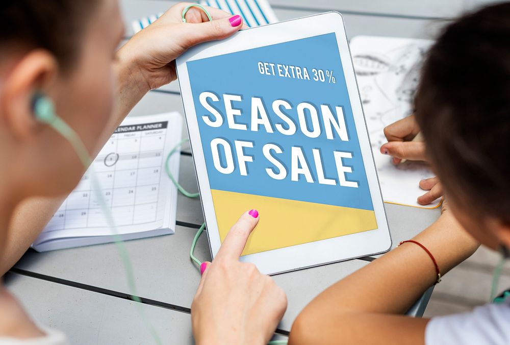 Season of Sale Promotion Clearance Best Offer Concept