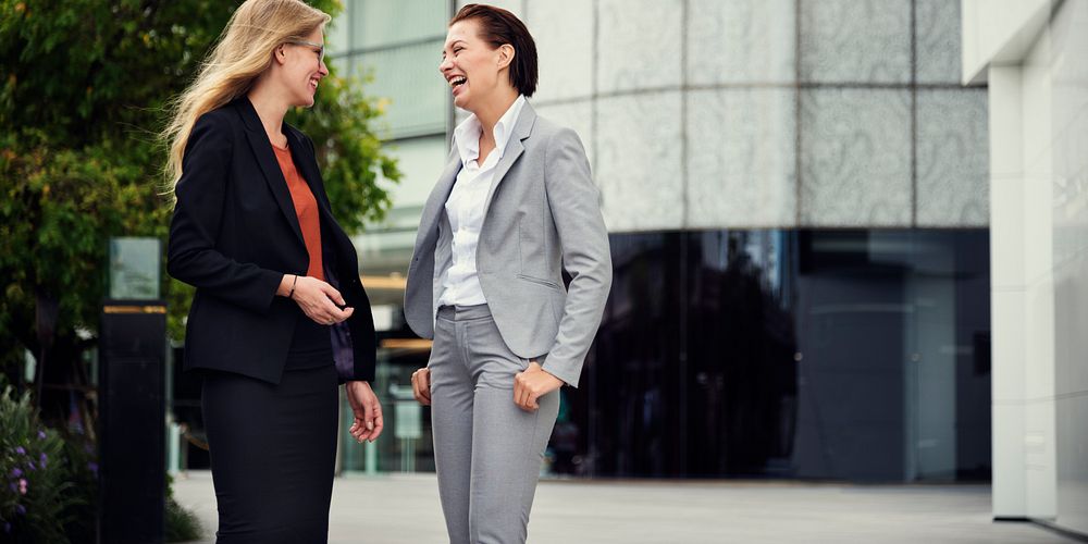 Businesswoman Corporate Colleagues Talking Concept
