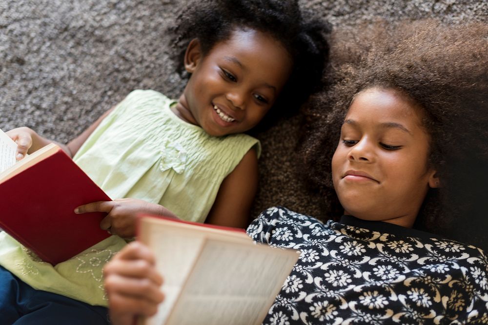 African children reading books