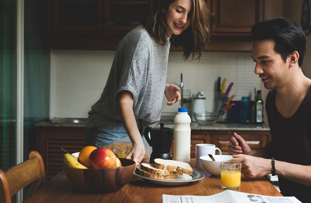 Coouple Eating Morning Breakfast Togetherness