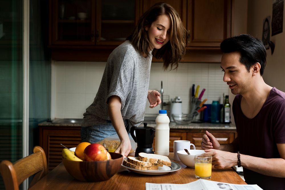 Coouple Eating Morning Breakfast Togetherness