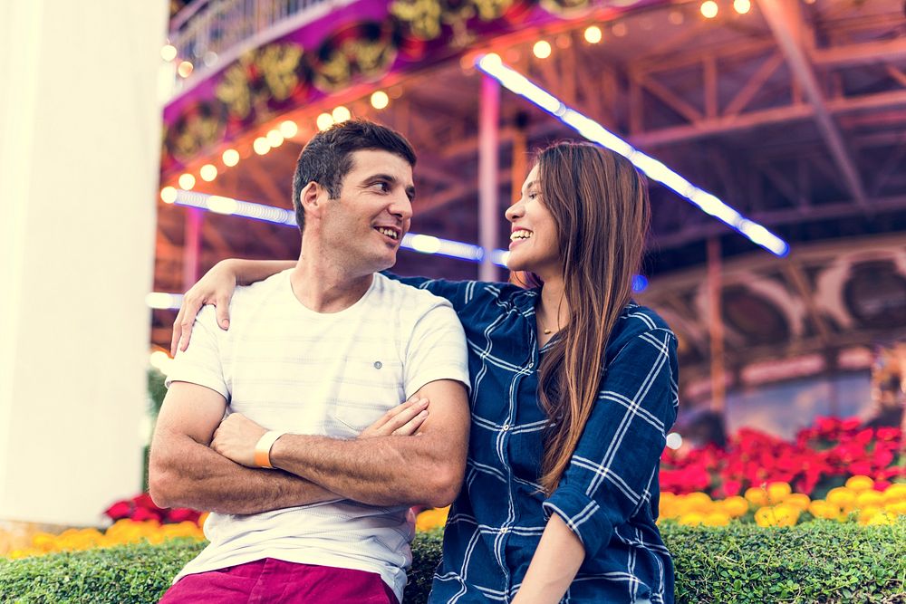 Couple Dating Amusement Park Romantic Love