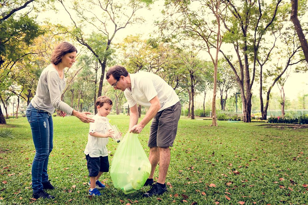 Family Volunteer Charity Leisure Activity