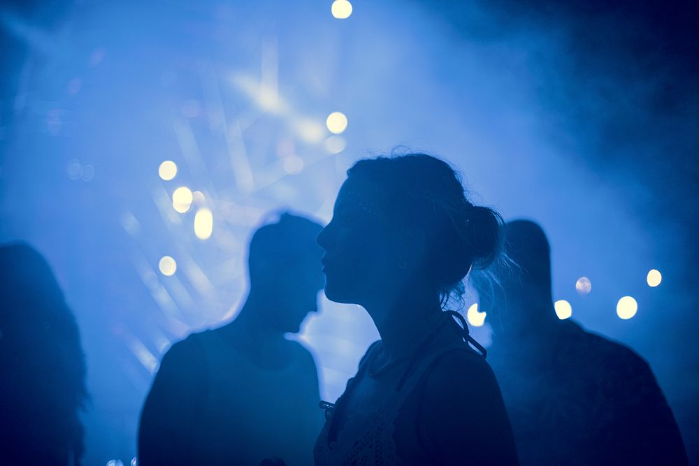 people-enjoying-live-music-concert-premium-photo-rawpixel