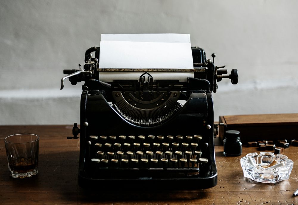 Vintage typewriter shoot 