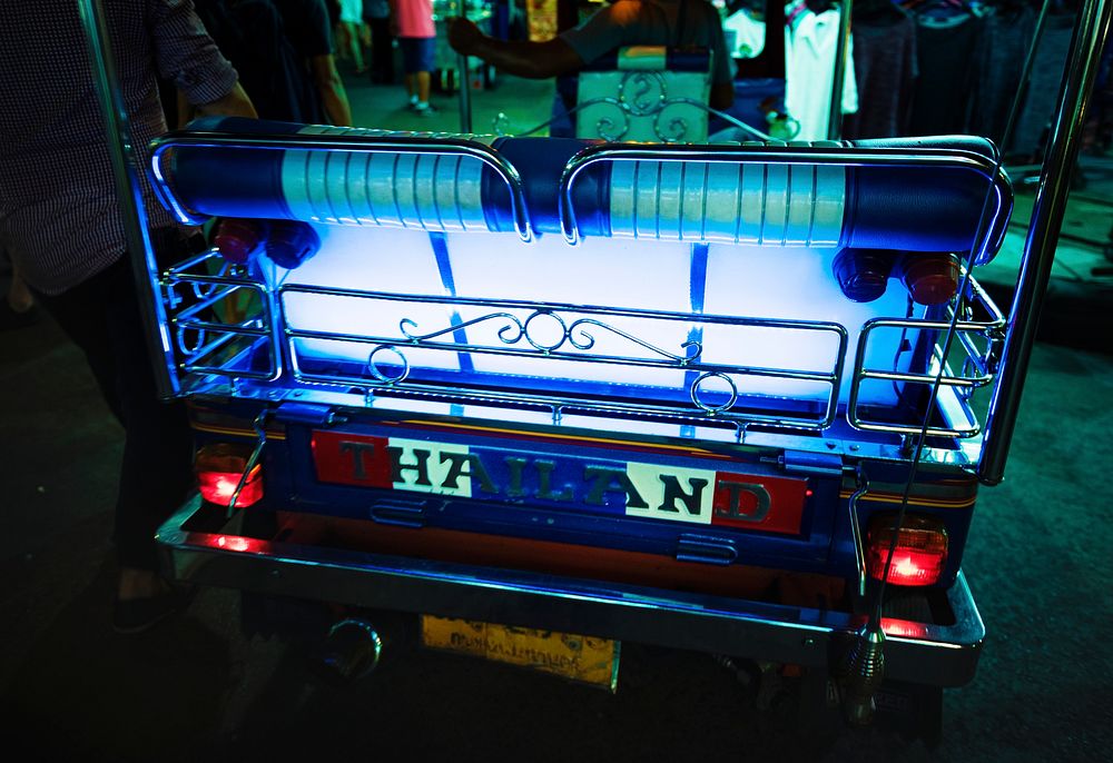 Tuk tuk Thai taxi night time