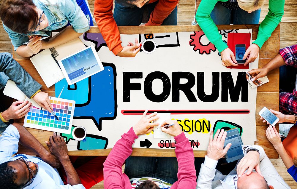 Forum Chat Message Discuss Talk Topic Concept