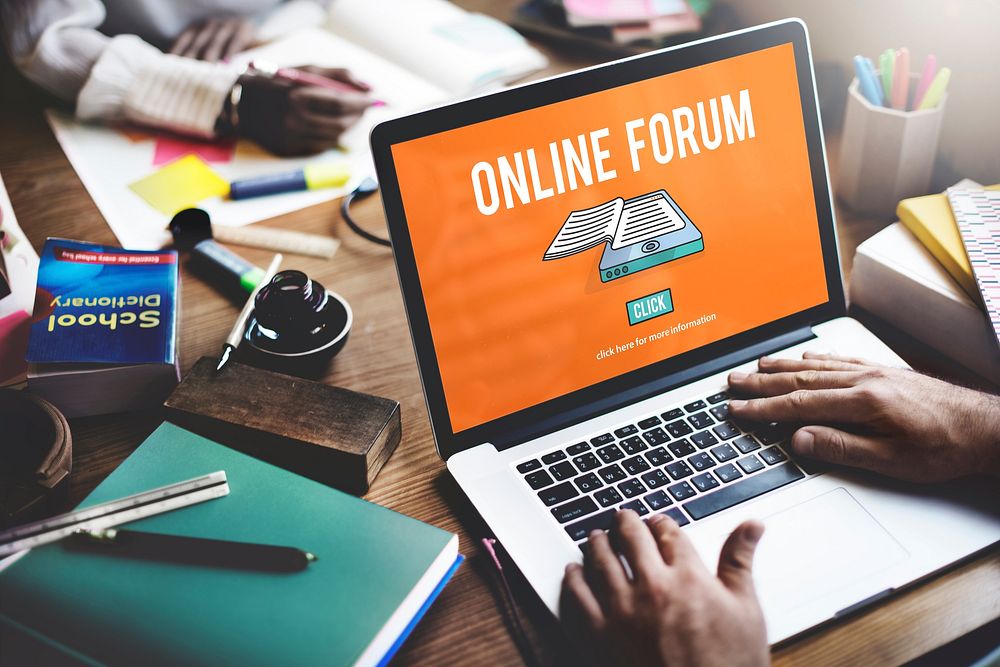 Online Forum Discussion Assembly Information Concept