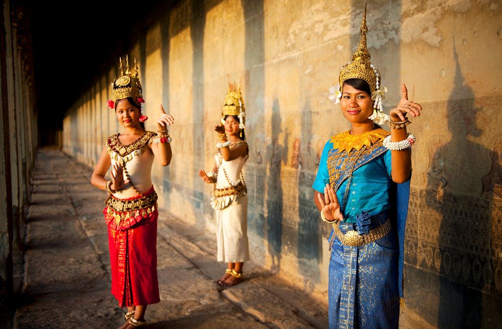 Cambodian traditional dancers