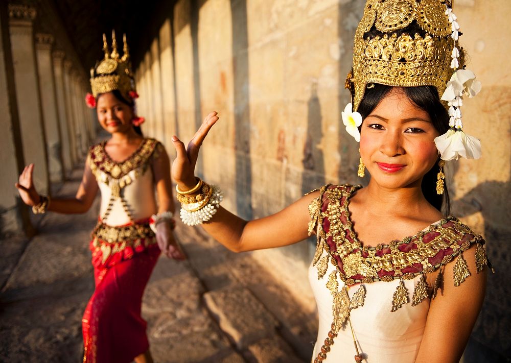 Traditional aspara dancers, Siem Reap, Cambodia
