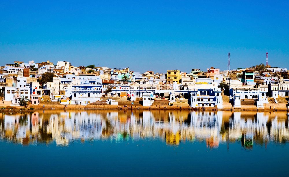 The holy Brahman town and lake in the early morning, Pushkar, Rajasthan, India