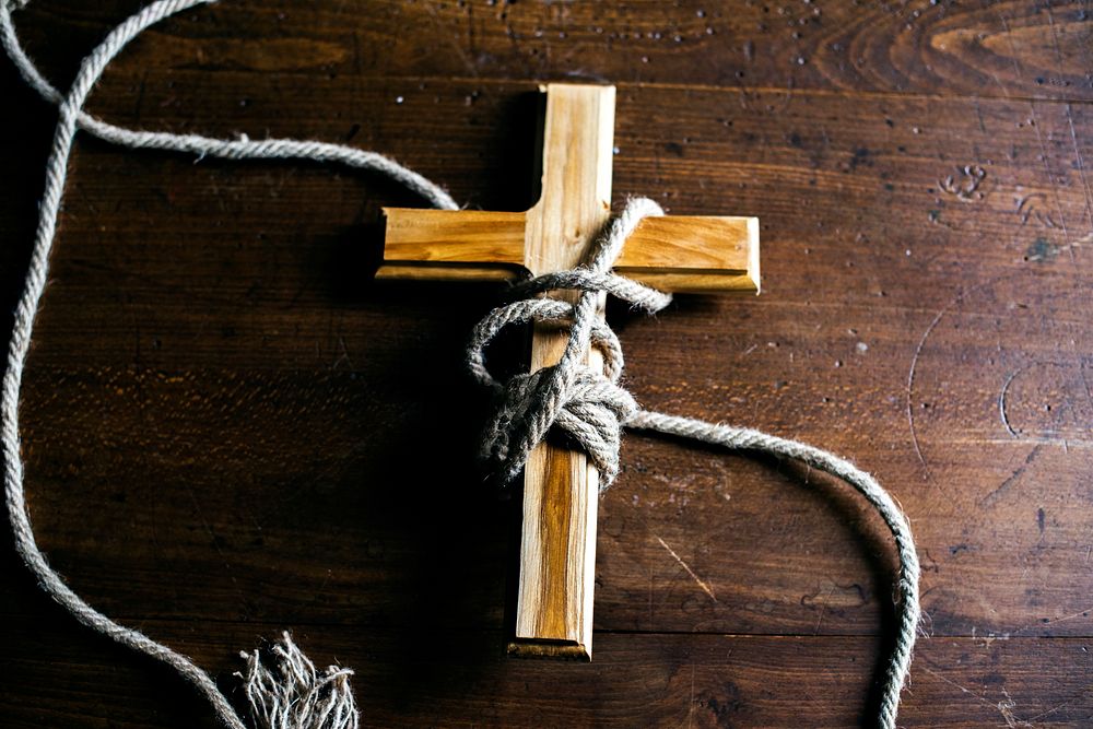 Tied cross