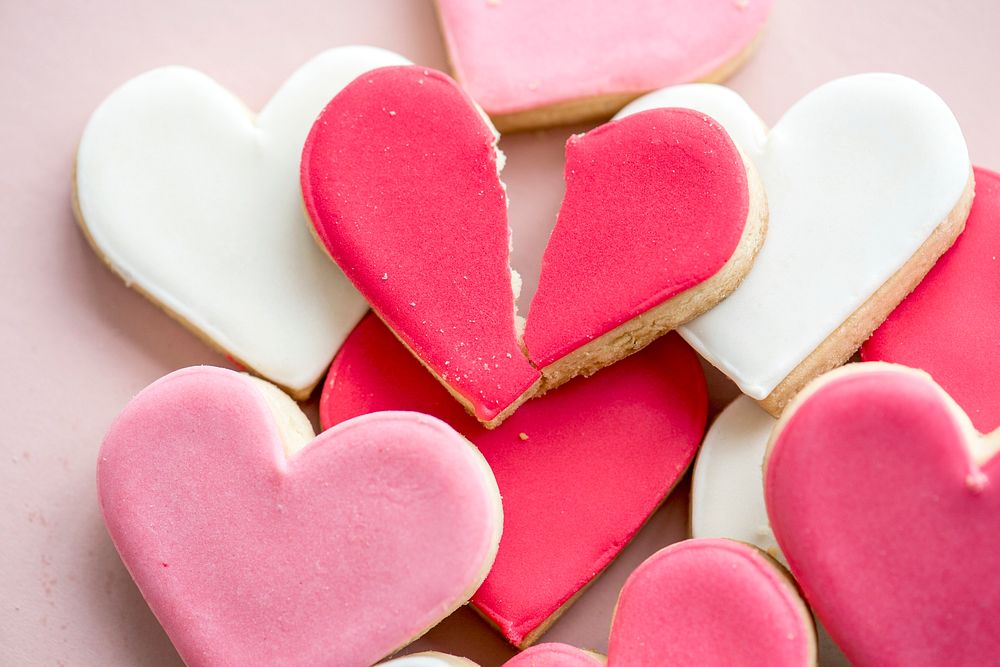 Heart-shaped cookies | Premium Photo - rawpixel