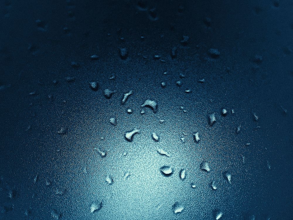 Water droplets pattern on clear glass