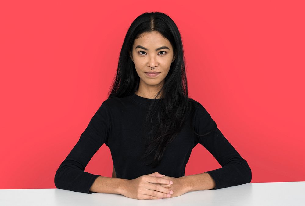 Young woman casual studio portriat in crop-top