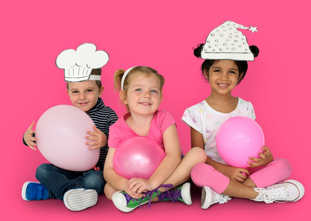 Little Kids Papercrafted Hats Balloon