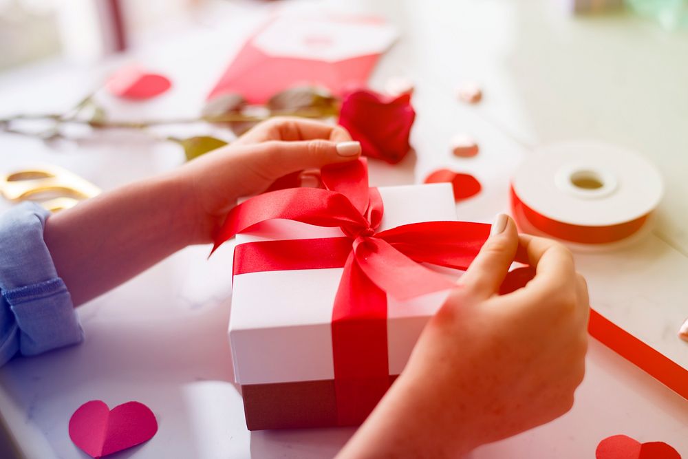 Create Gift Box