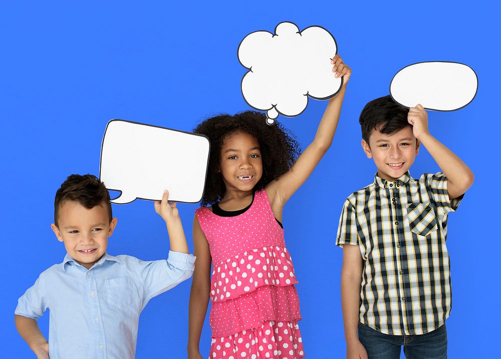 Little Children Holding Chat Bubble | Premium Photo - rawpixel