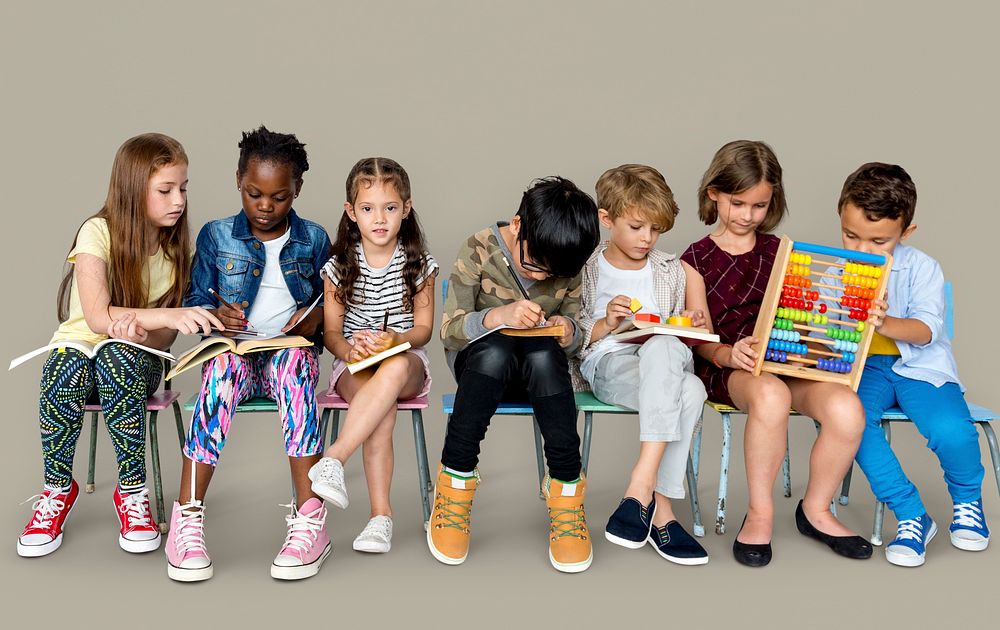 Group students sitting together study | Premium Photo - rawpixel