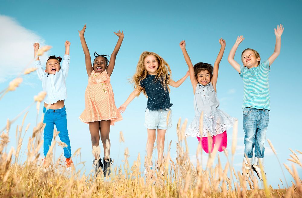 Group Of Kids Celebrate Party | Premium Photo - Rawpixel