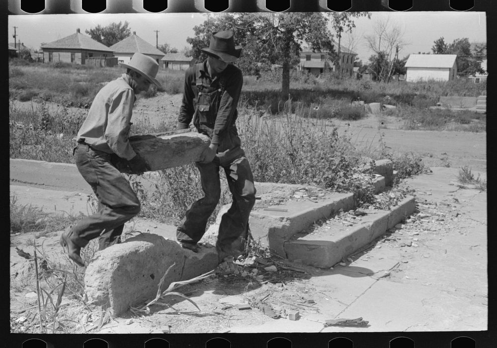 Wrecking foundation old building Free Photo rawpixel