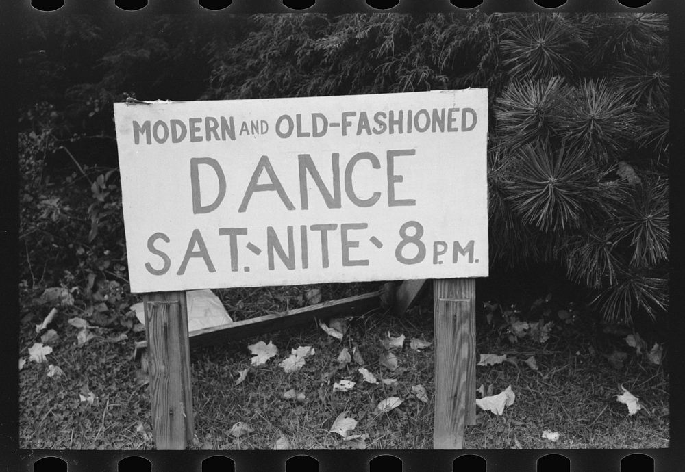 Sign, Meriden, Connecticut by Russell Lee