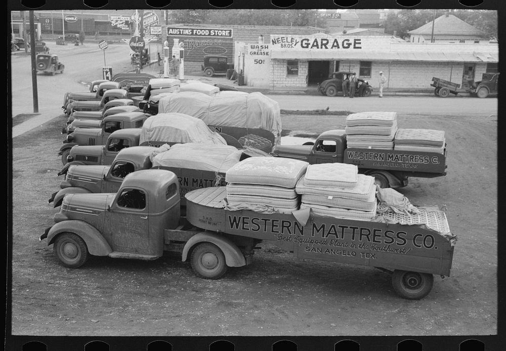 Trucks loaded mattresses, San Angelo, Free Photo rawpixel