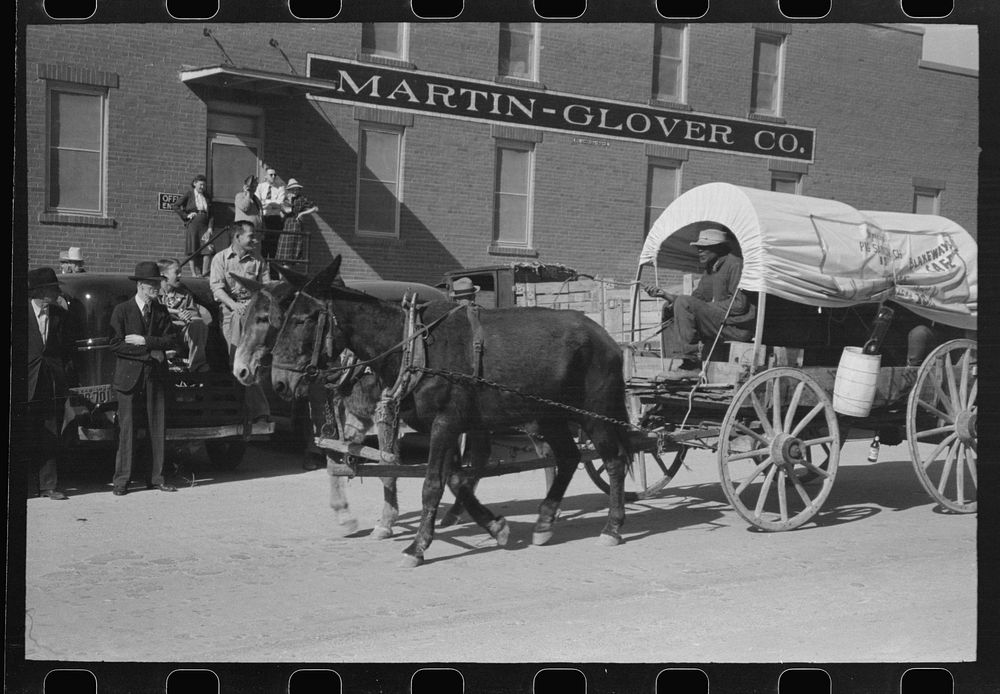 Old chuck wagon used for advertising purposes in parade which will open the San Angelo Fat Stock Show, San Angelo, Texas by…